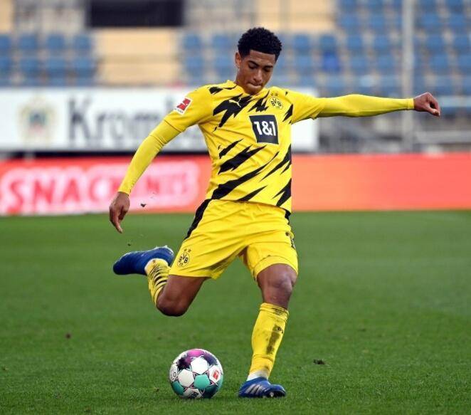 英雄联盟新英雄上线引发竞技格局变化