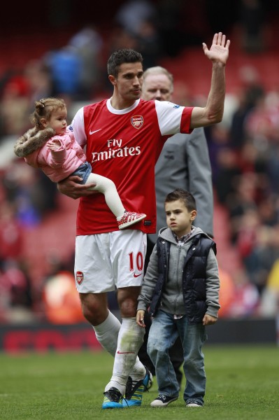 曝曼联7万周薪力邀快马！标价1亿冬窗无法交易，拉爵夏季才花大钱