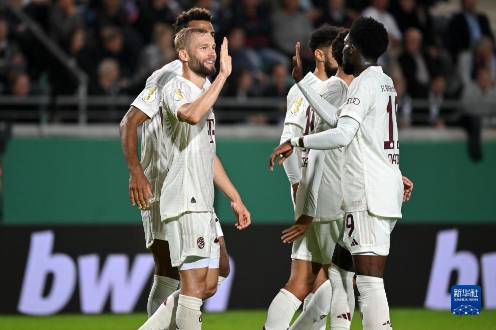 原神仆人阿蕾奇诺武器选择优先级