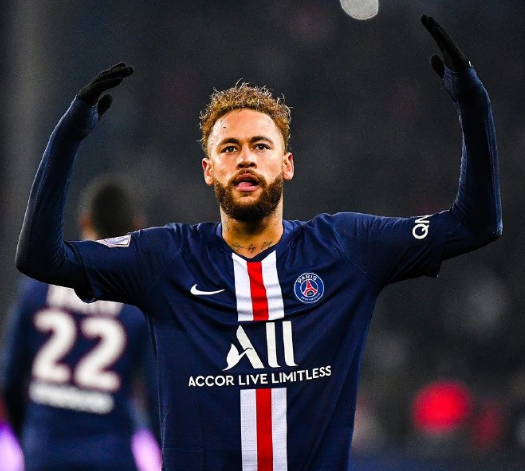 杨瀚森末节爆发 青岛客胜吉林